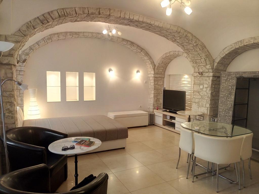 Apartment Zemun Old Town Center Belgrado Exterior foto