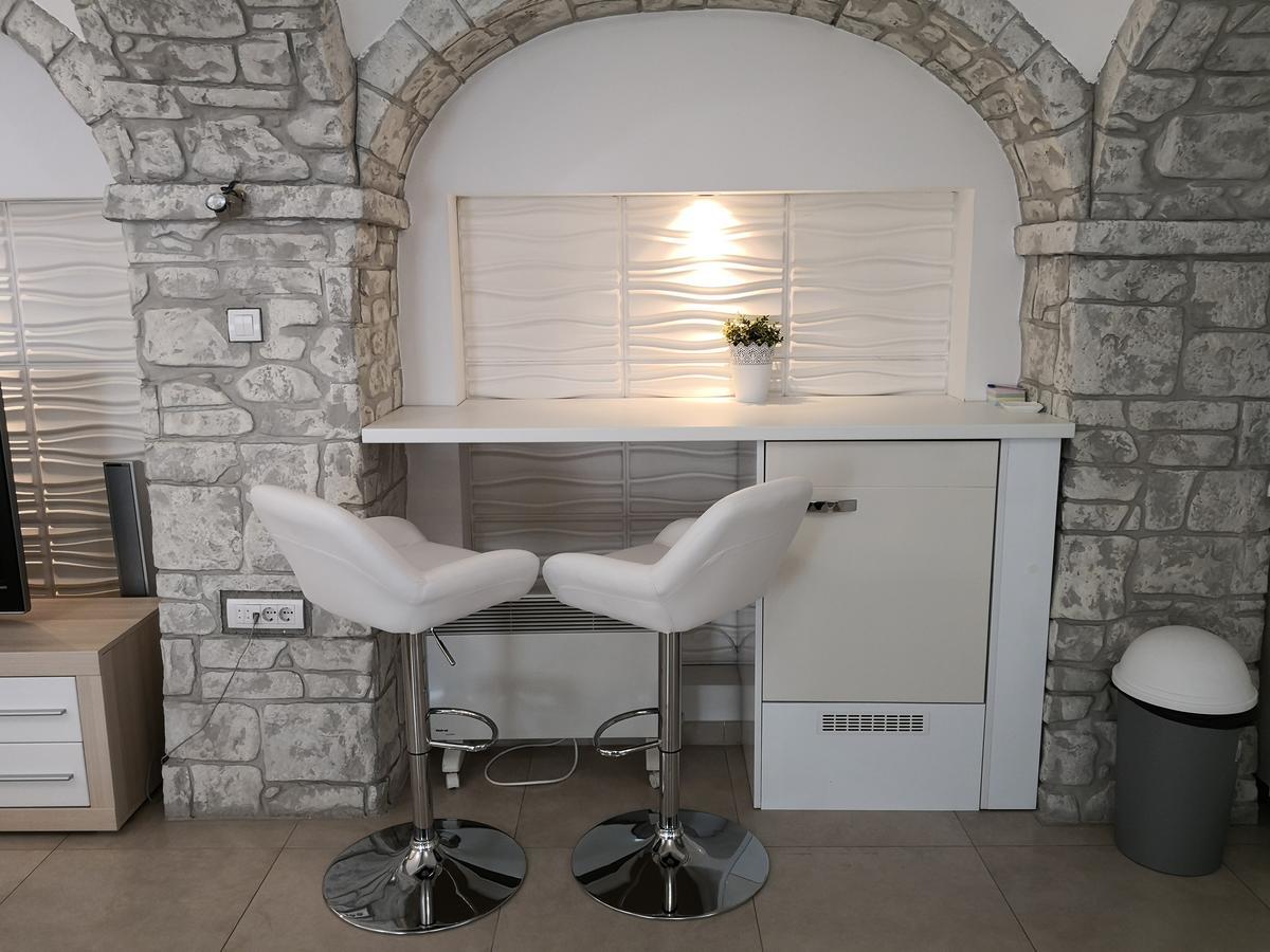 Apartment Zemun Old Town Center Belgrado Exterior foto